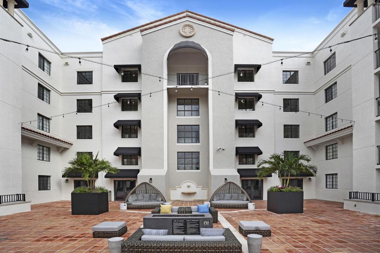 Dharma Home Suites Coral Gables At Gables Grand Plaza Miami Eksteriør bilde
