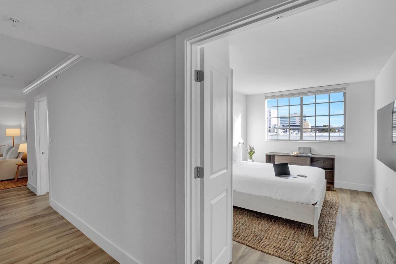Dharma Home Suites Coral Gables At Gables Grand Plaza Miami Eksteriør bilde