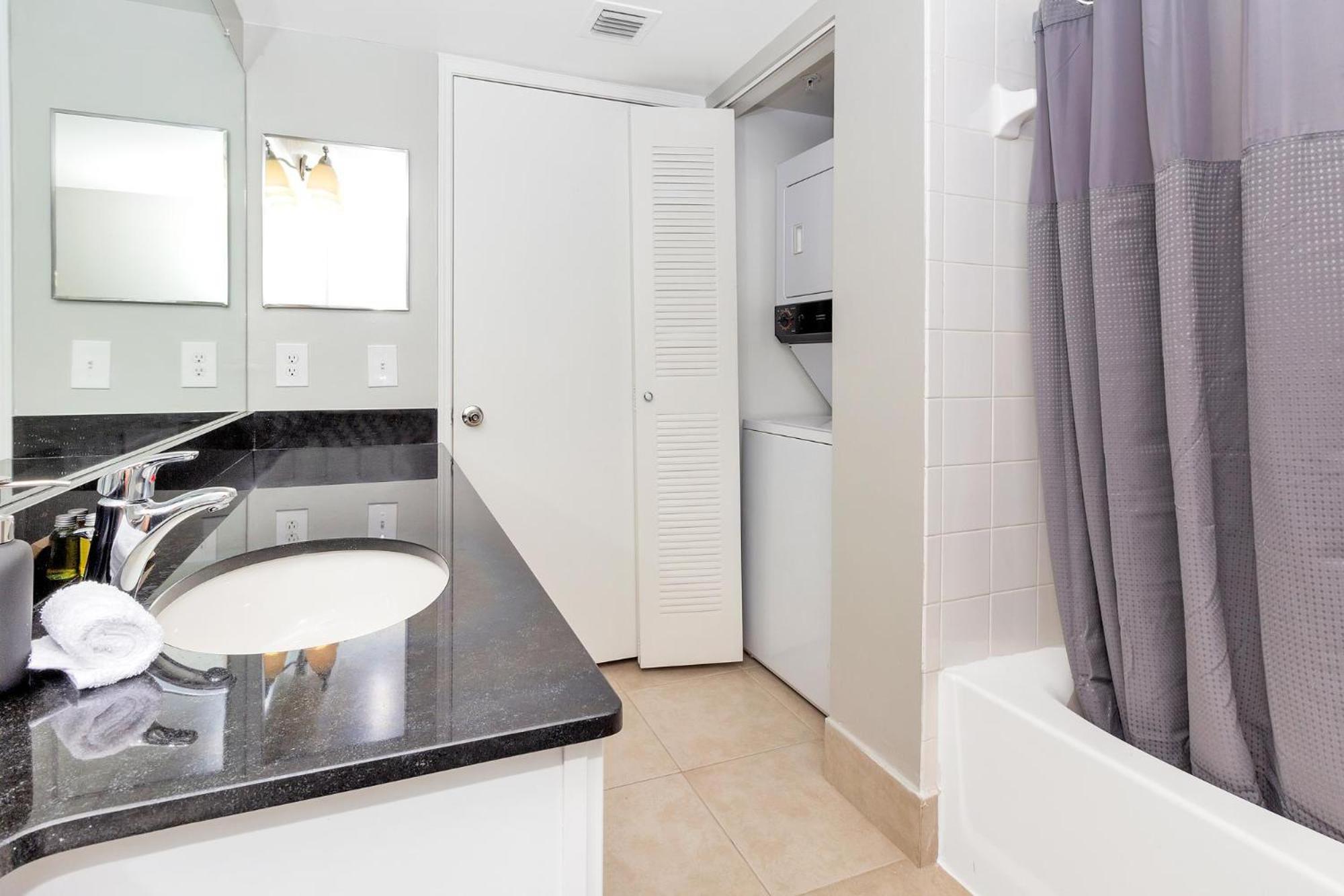 Dharma Home Suites Coral Gables At Gables Grand Plaza Miami Rom bilde